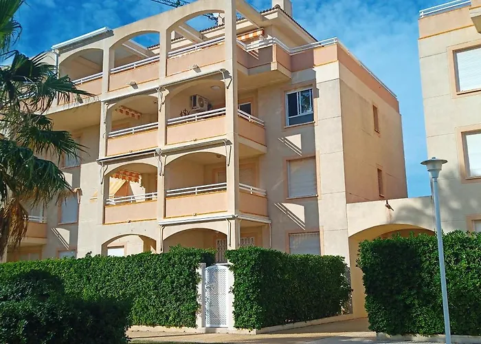 - Bahia De Apartman *